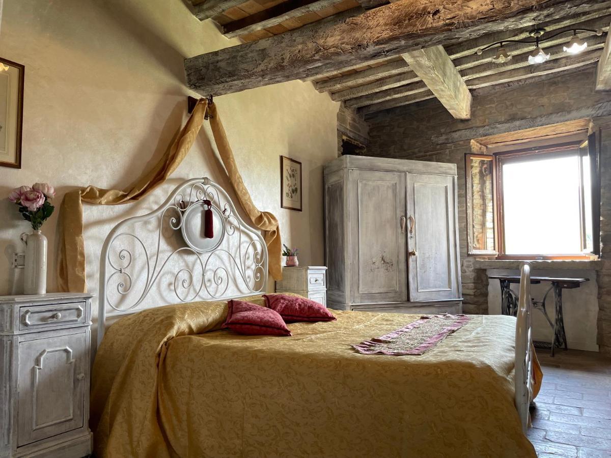 Agriturismo Biologico Castello Della Pieve Mercatello sul Metauro Exteriör bild
