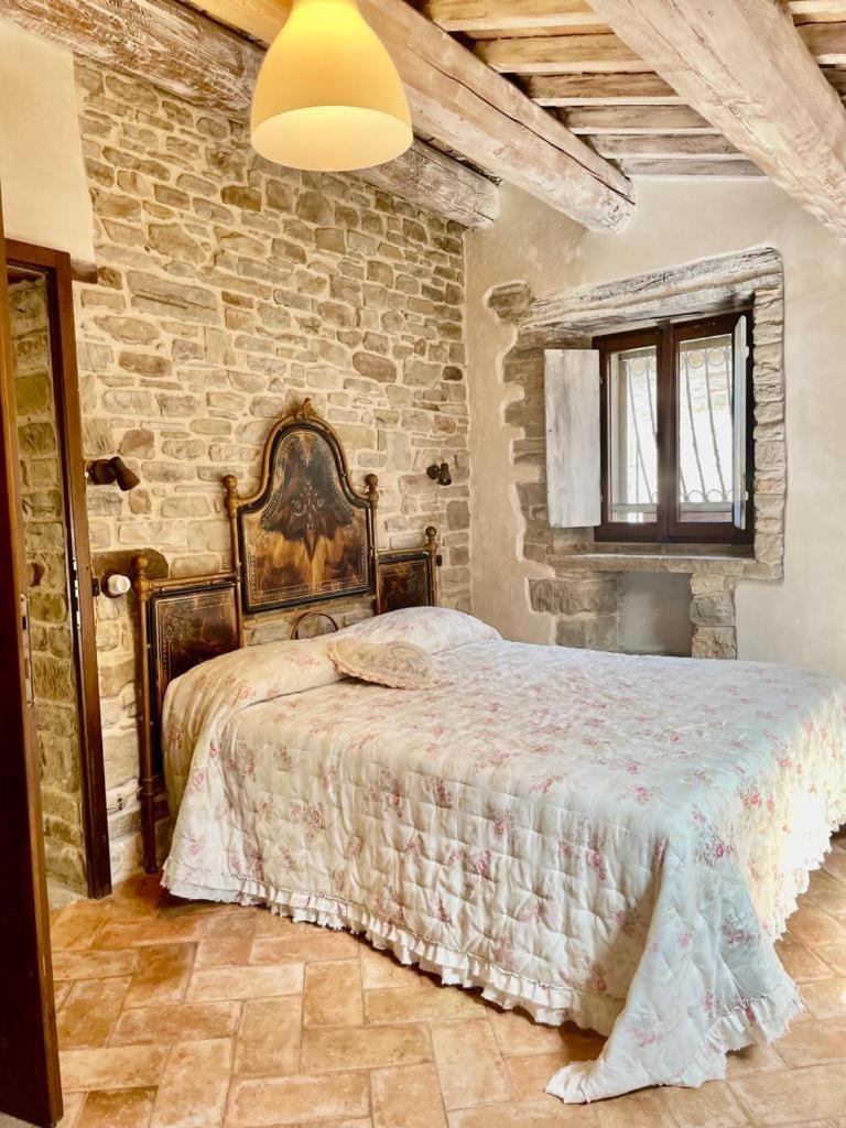 Agriturismo Biologico Castello Della Pieve Mercatello sul Metauro Exteriör bild
