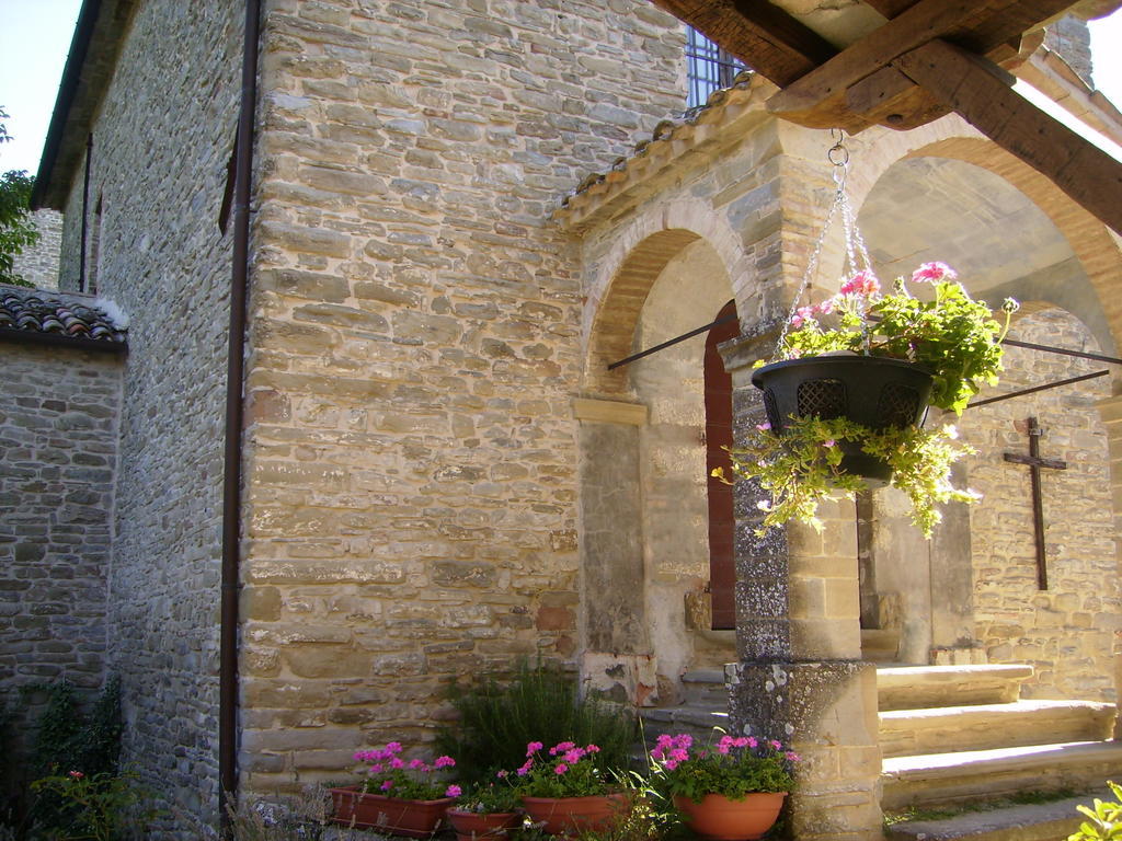 Agriturismo Biologico Castello Della Pieve Mercatello sul Metauro Exteriör bild