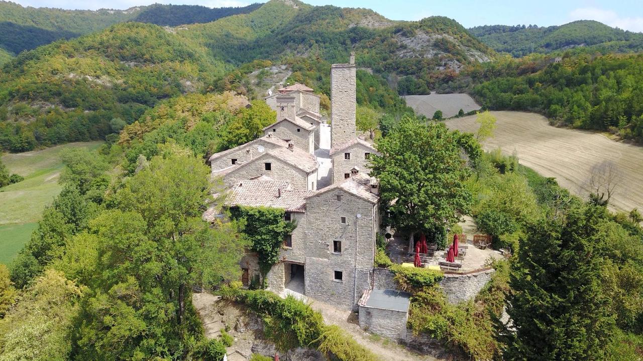 Agriturismo Biologico Castello Della Pieve Mercatello sul Metauro Exteriör bild